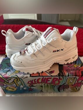 Skechers Sneakers - NEVER WORN!!